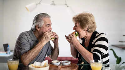 6 Best breakfast foods for seniors: Support heart health, brain function, and energy