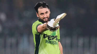 Deadly suicide attack near Rawalpindi, but Pakistan hold nerves to beat Sri Lanka in thriller