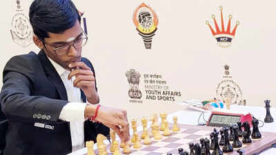  Praggnanandhaa survives Daniil Dubov scare