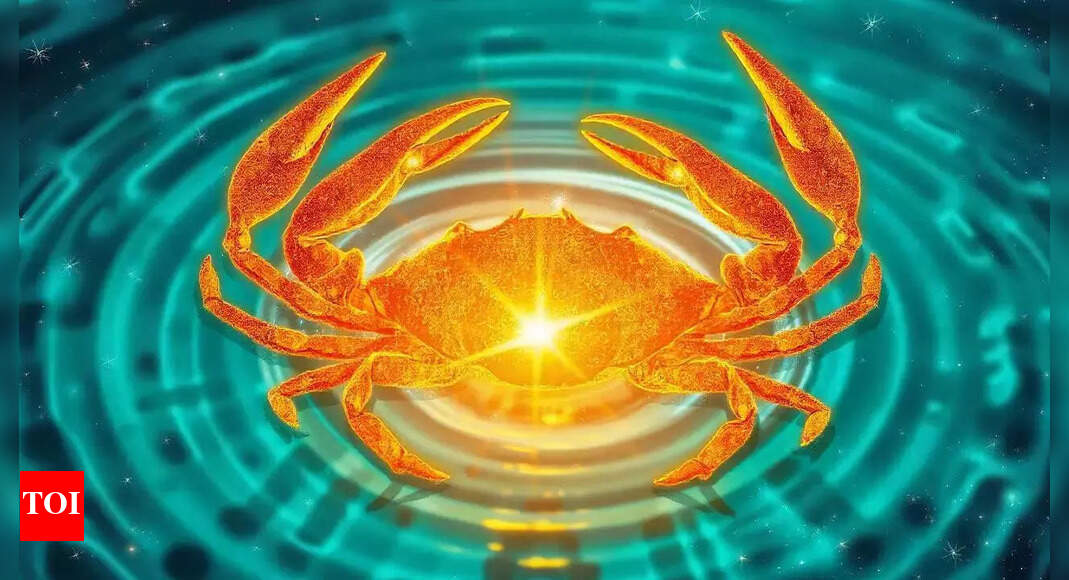 Cancer Daily Horoscope Today, November 13, 2025: The signs are everywhere, trust where they’re guiding you today