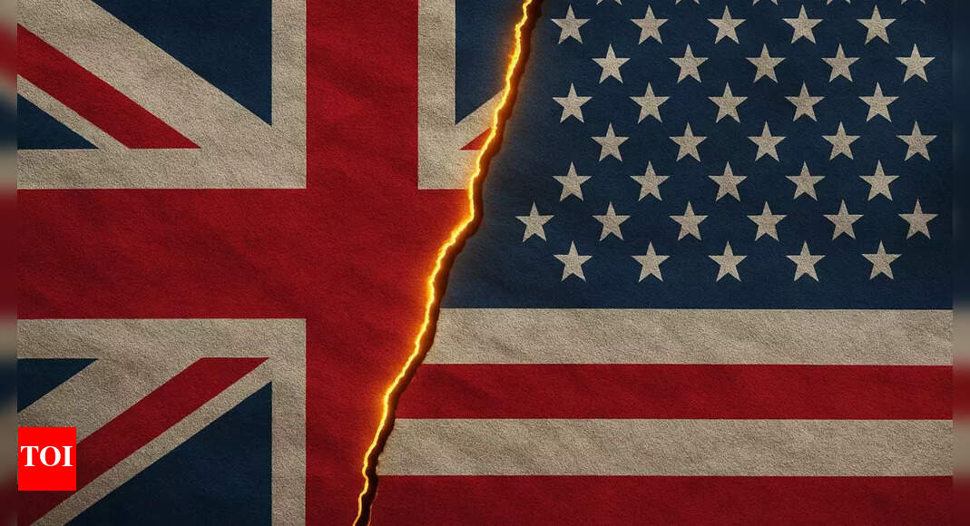 ‘Special relationship is dead’: UK partially halts US intel sharing after Caribbean murders