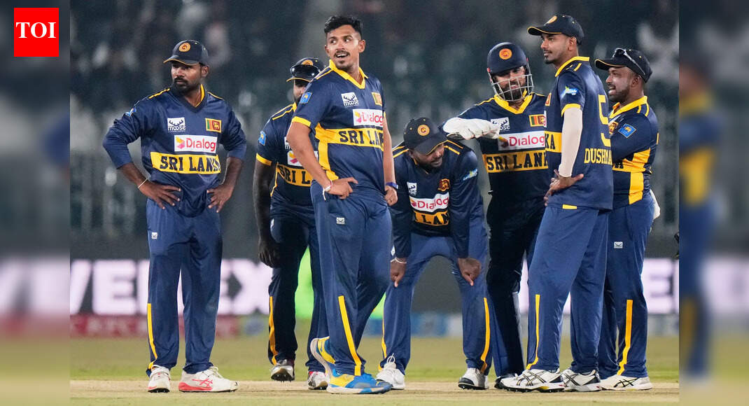 Islamabad blast: Sri Lanka Cricket orders team to stay in Pakistan ...