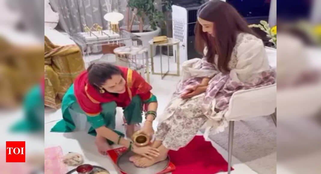 Ankita Lokhande washes her BFF Srishty Rode's feet, latter blesses her