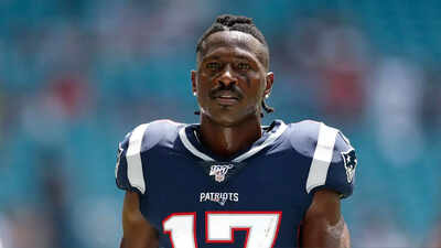 Ex-NFL star Antonio Brown placed under house arrest on attempted murder charge, ordered to wear GPS monitor under strict court rules