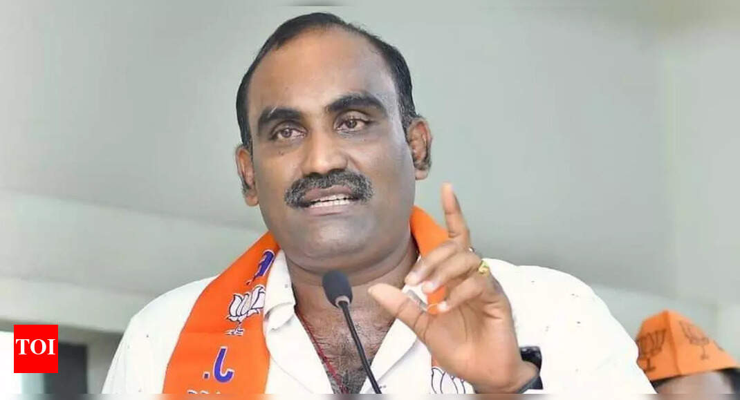 Hand over Mannapalla Lake to CMC, says Karnataka MLA  Yashpal Suvarna