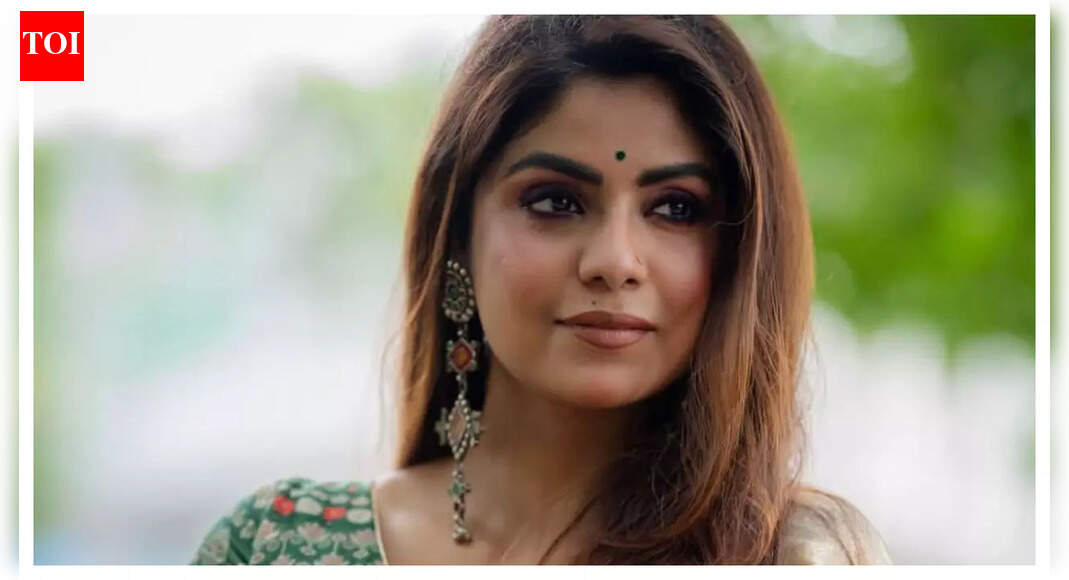 Sayantani Ghosh on her role in Jagadhatri: Every woman has both — a ...