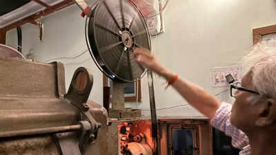 Kolkata International Film Festival  promotes celluloid projection with 'Nayantara' screening at Radha Studio