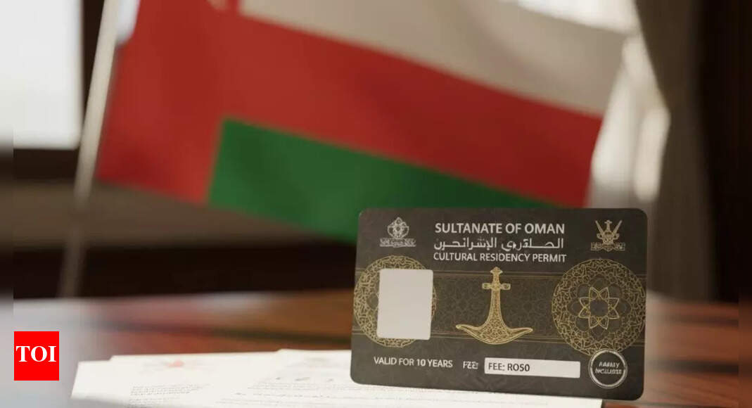 <div>Oman cultural visa 2025 : Here's how artists, researchers can live, work, and bring their families along</div>