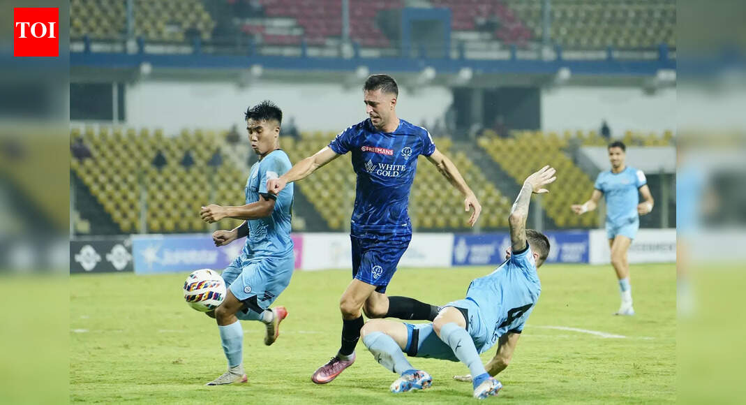 Players, coaches rally as crisis threatens to derail ISL season | Goa ...