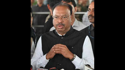 Bawankule backs Rs 42cr stamp duty notice in Mundhwa land case