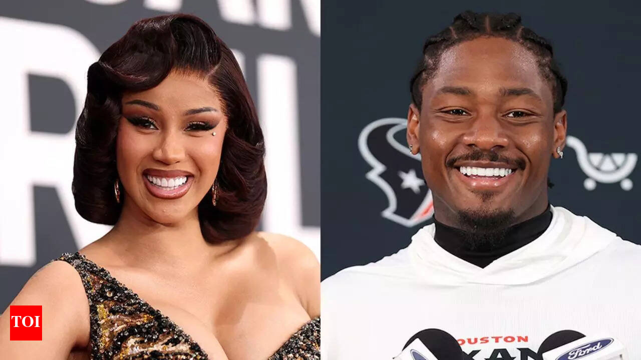 Cardi B welcomes her fourth child, her 1st with boyfriend Stefon Diggs |  NFL News - The Times of India