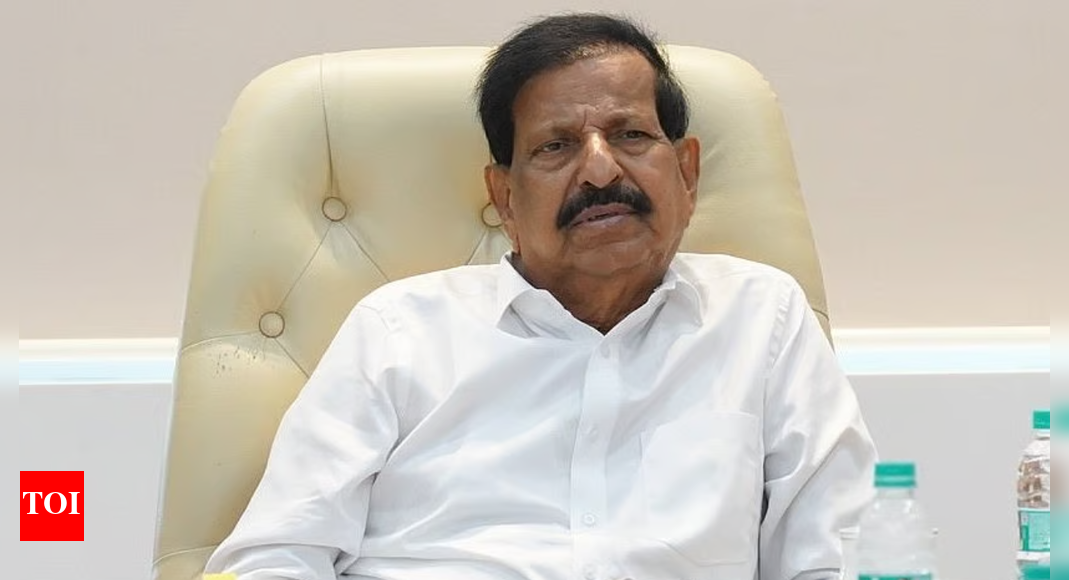 Ganesh naik hints at contesting Thane municipal elections solo against alliance decision