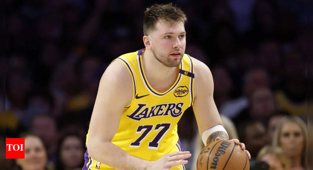 Is Luka Doncic playing tonight vs the New Orleans Pelicans? Lastest update on the Los Angeles Lakers star's injury report (November 14, 2025)