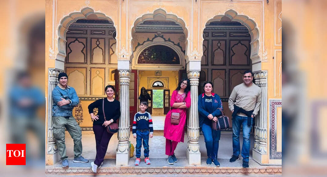 Malini Kapoor enjoys a winter getaway with family in Jaipur