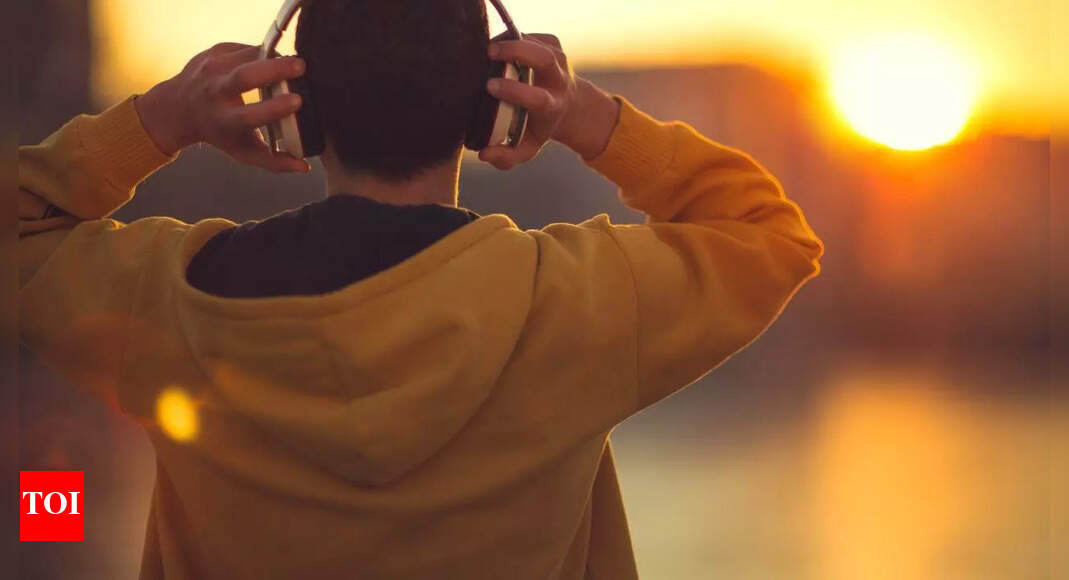 The weird science behind why music gives you goosebumps