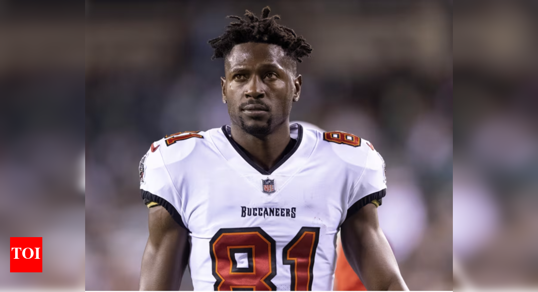 Antonio Brown walks out of jail on attempted murder charge and his first stop goes viral