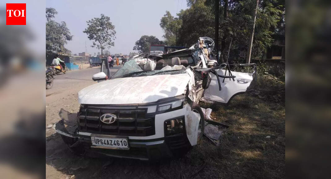 One killed, two hurt as speeding SUV collides with truck in Hazaribag ...
