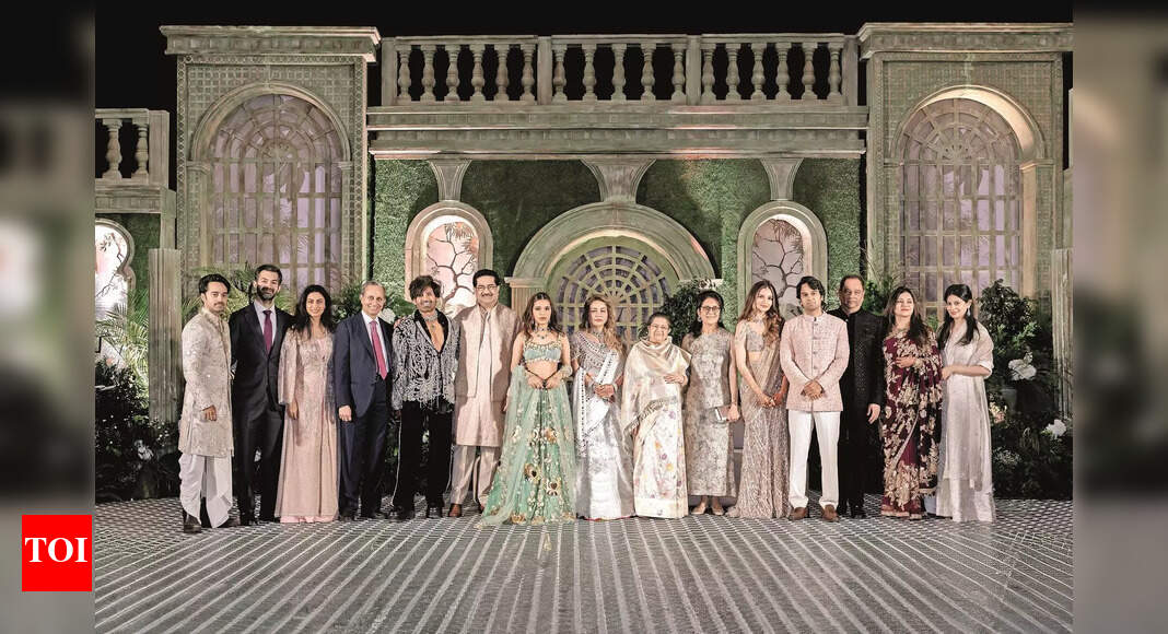 Power of the Phalanx: What a Birla family portrait tells us about collective strength in Indian business families