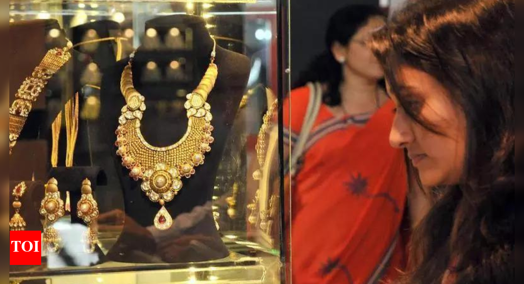 Gems trade slump: Exports fall 31% in October; bullion volatility, early US stocking hit demand – The Times of India