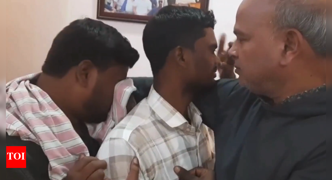 Bihar polls: Congress workers in tears as state chief Rajesh Ram loses Kutumba – video