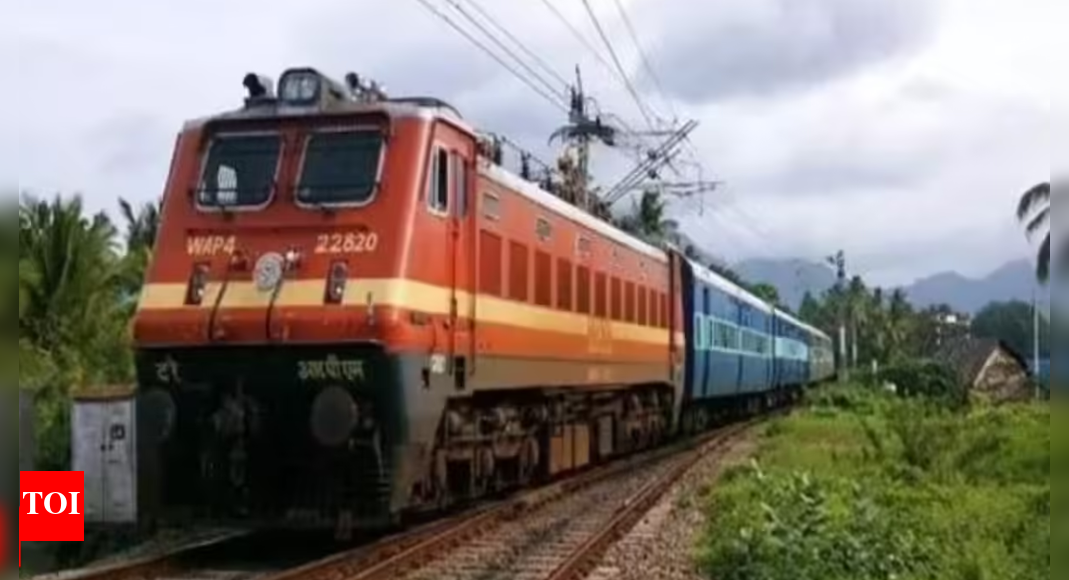 Chhath specials, unscheduled trains helped Bihar record highest polling