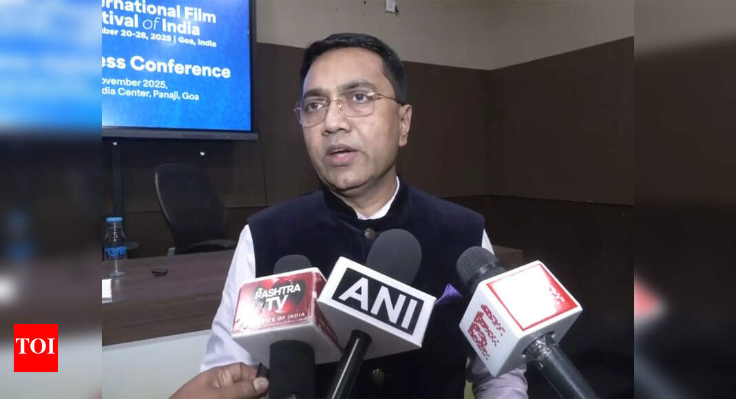 Granting tribals land rights real tribute to Birsa Munda: CM