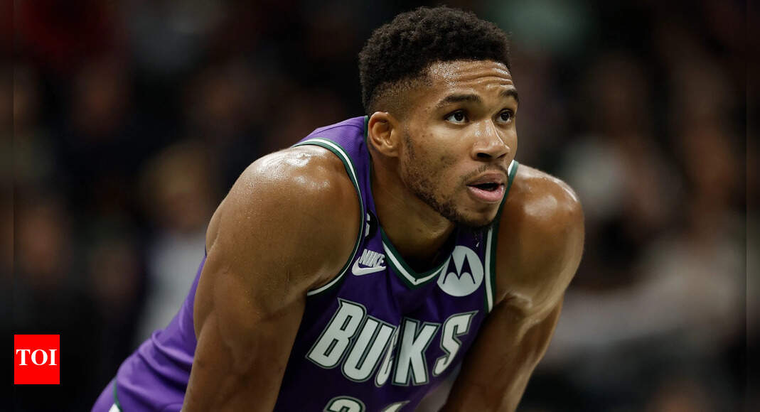 Is Giannis Antetokounmpo playing tonight vs the Los Angeles Lakers? Latest update on the Milwaukee Bucks star's injury report (November 15, 2025)