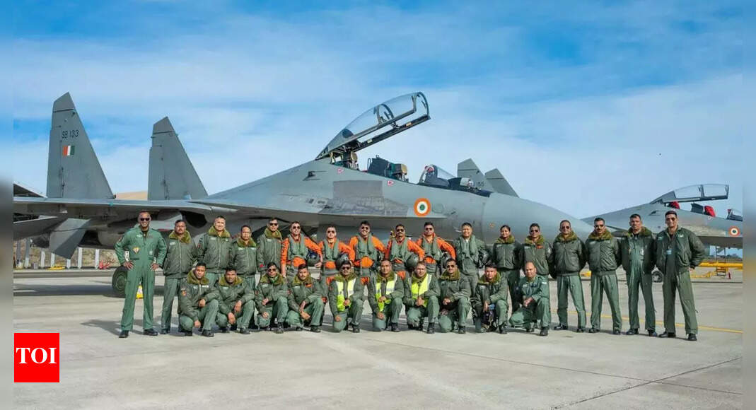 <div>Mont-de-Marsan: India joins France for 'Garuda' air exercise today; move to bolster strategic partnership</div>