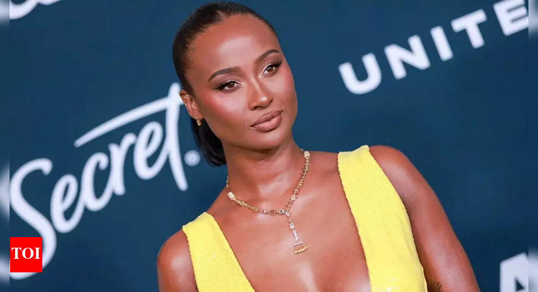 Travis Kelce’s ex Kayla Nicole accused of using AI for apology as internet detectives break down every word