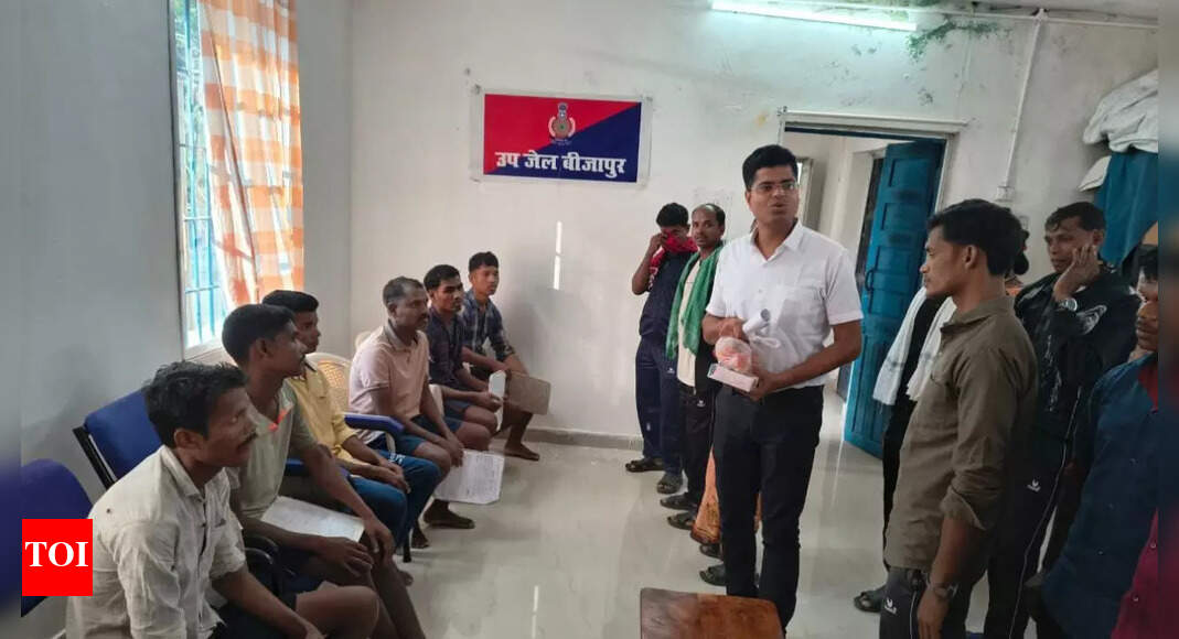 Chhattisgarh initiative: Reformed cadres meet Maoist-linked relatives; call to give up violence