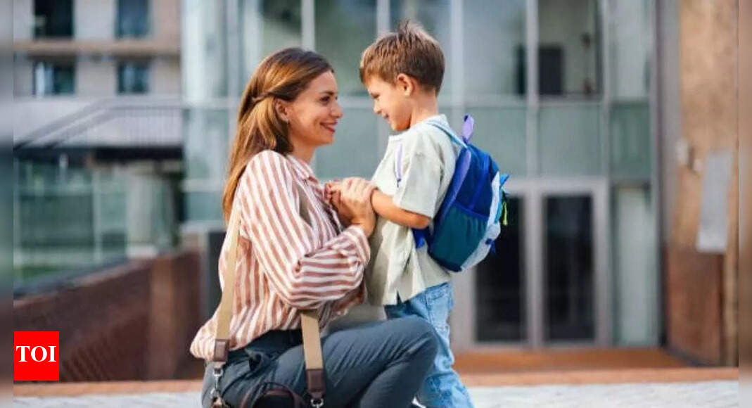 Helping children adjust after moving homes or changing schools