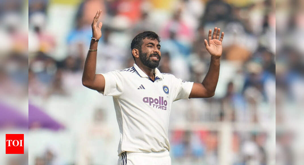 IND vs SA | 'Not giving first over to your best bowler...' - Anil Kumble questions India's strategy