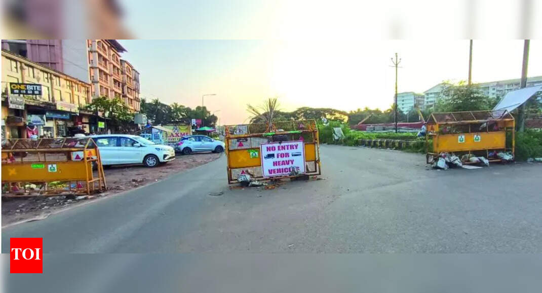 Commuters bear brunt of traffic curbs at Ravanfond
