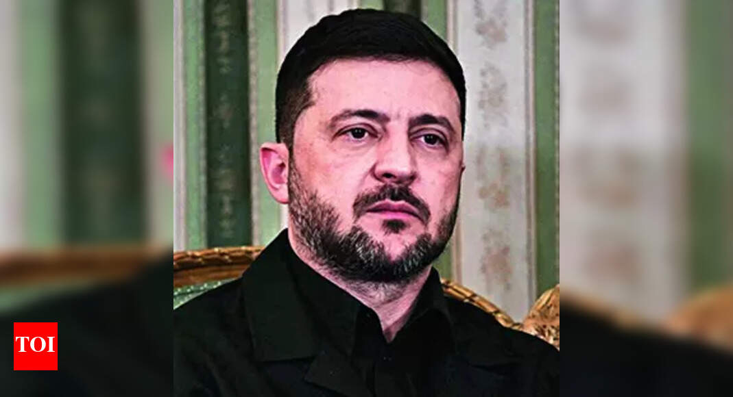 Zelensky ousted heavyweight mayor over 'Russian link'. Was it a power grab?