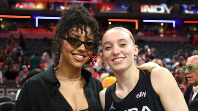 “Paige Bueckers’ Girlfriend” - Azzi Fudd’s adorable move sparks relationship talks after win against Ohio State Buckeyes