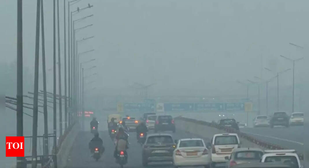 Toxic smog chokes Delhi: Air quality turns 'severe' as AQI soars to 427 despite GRAP-III measures