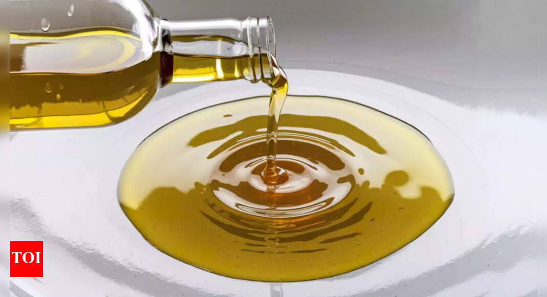 Olive oil vs vegetable oil for heart health: Which cooking oil is truly healthier