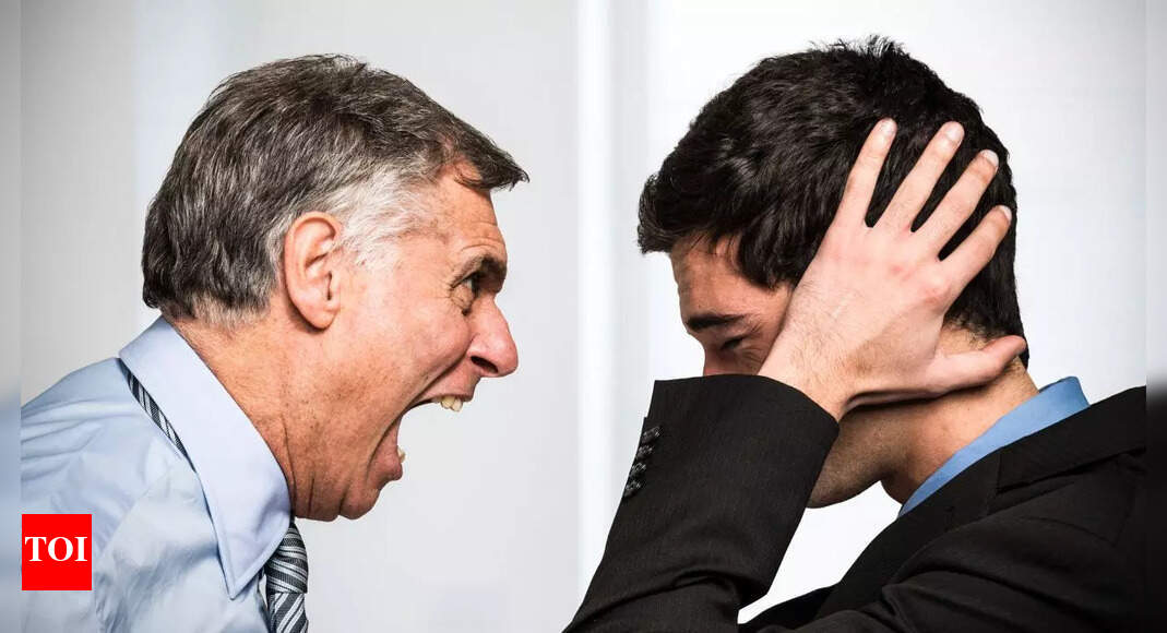 Is your boss just strict or a micromanager in disguise? 5 red flags for young employees to watch for