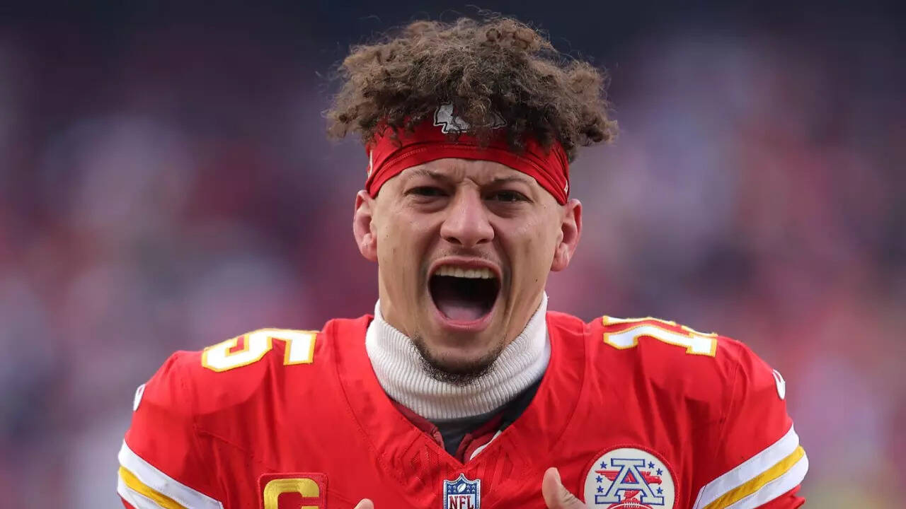 It s*cks": Patrick Mahomes reveals his "biggest regret" in Chiefs' crushing  loss to Broncos, admits full responsibility for crucial mistake | NFL News  - The Times of India