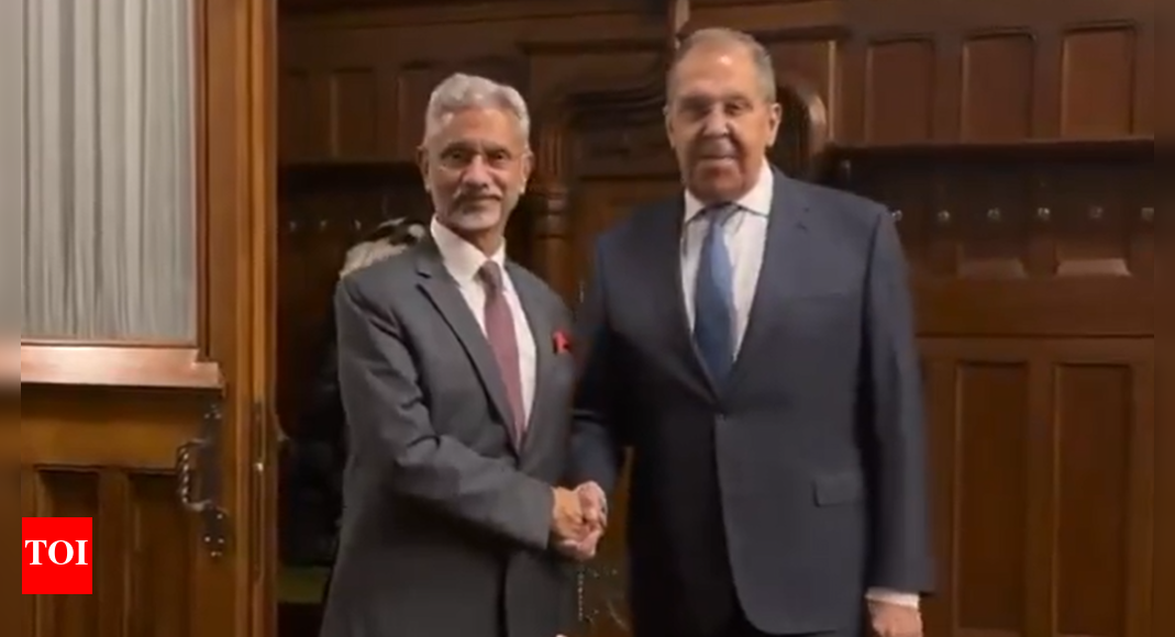 'India, Russia finalising new pacts': Jaishankar meets Lavrov in Moscow; Putin to visit Delhi in Dec