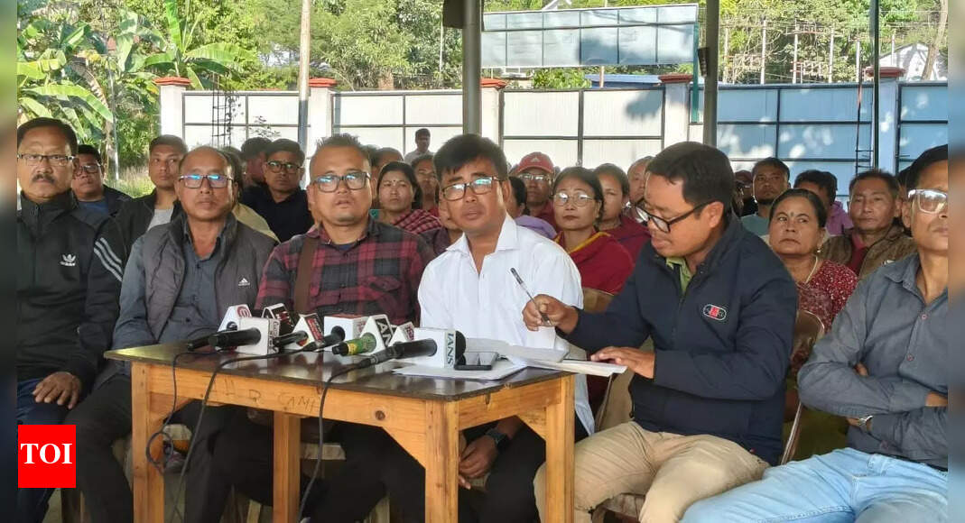 Manipur IDPs boycott Sangai fest, to stage sit-ins at relief camps