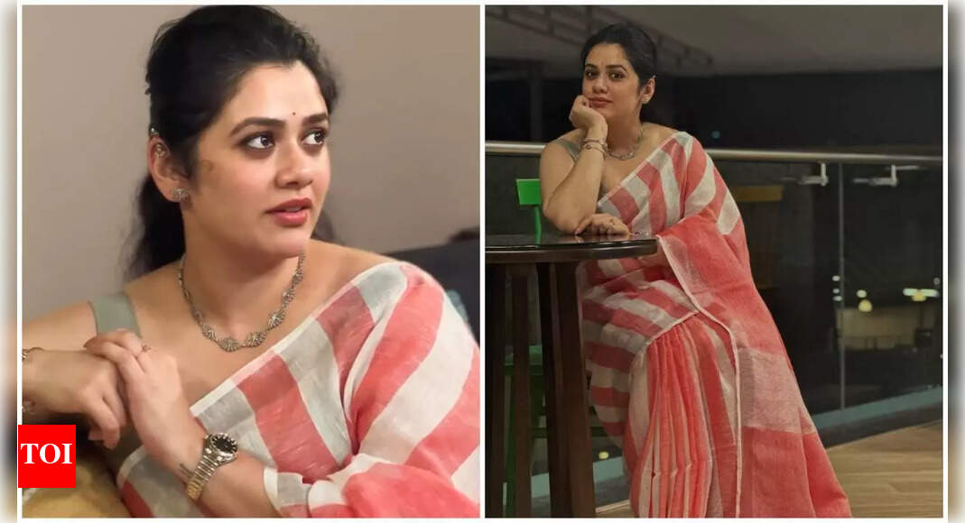 Girija Oak recalls a disturbing local train incident, ‘He ran his finger on my back – from my neck down to my buttocks’ | – The Times of India