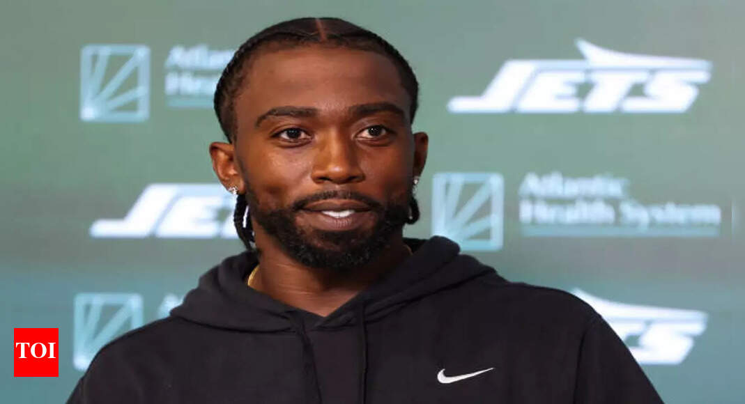 Tyrod Taylor replaces Justin Fields for Jets in Week 12 against Ravens after quarterback’s struggling season