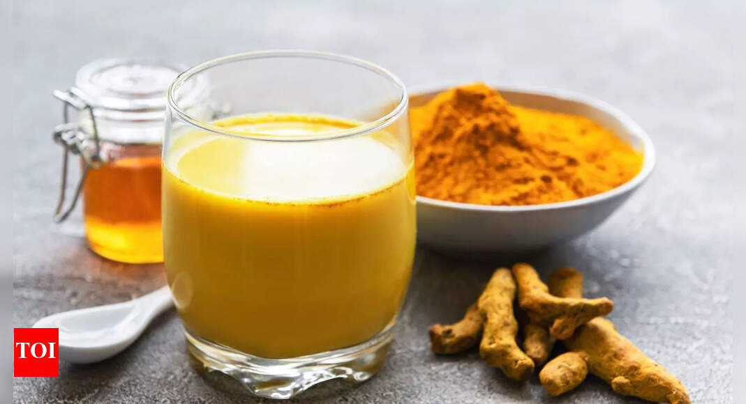 7 Spices to add to bedtime milk for boosting kid's immunity in winters