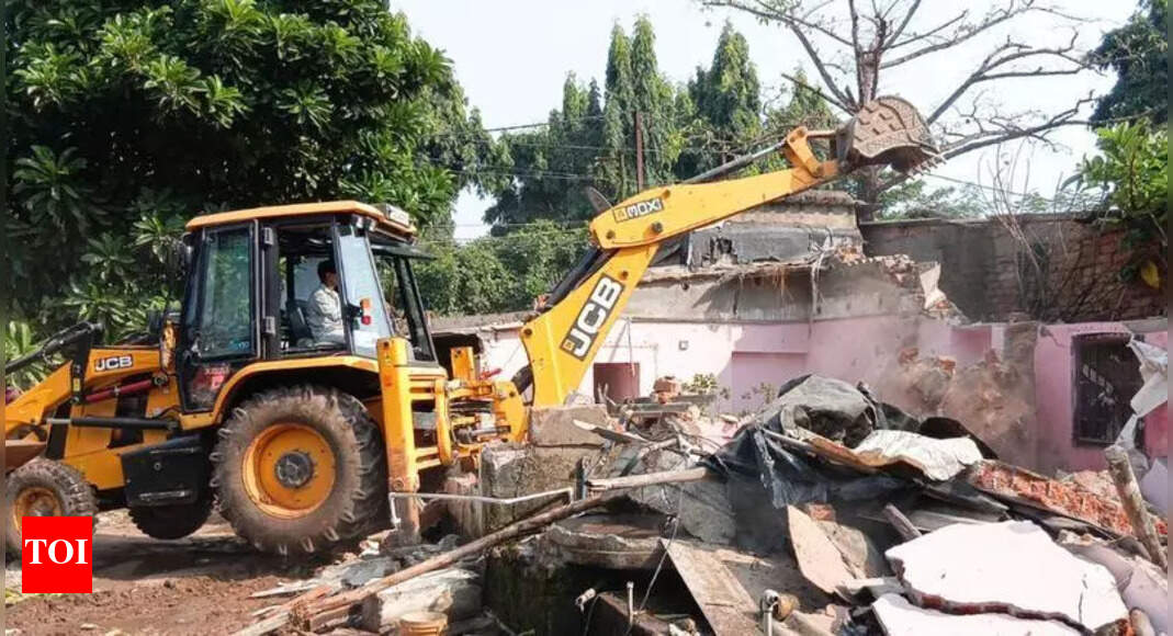Notice to govt on regularisation of encroachments on state land