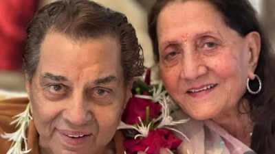 When Bobby Deol shared RARE photo of Dharmendra and Prakash Kaur on 71st wedding anniversary; Sunny Deol’s reaction was pure love