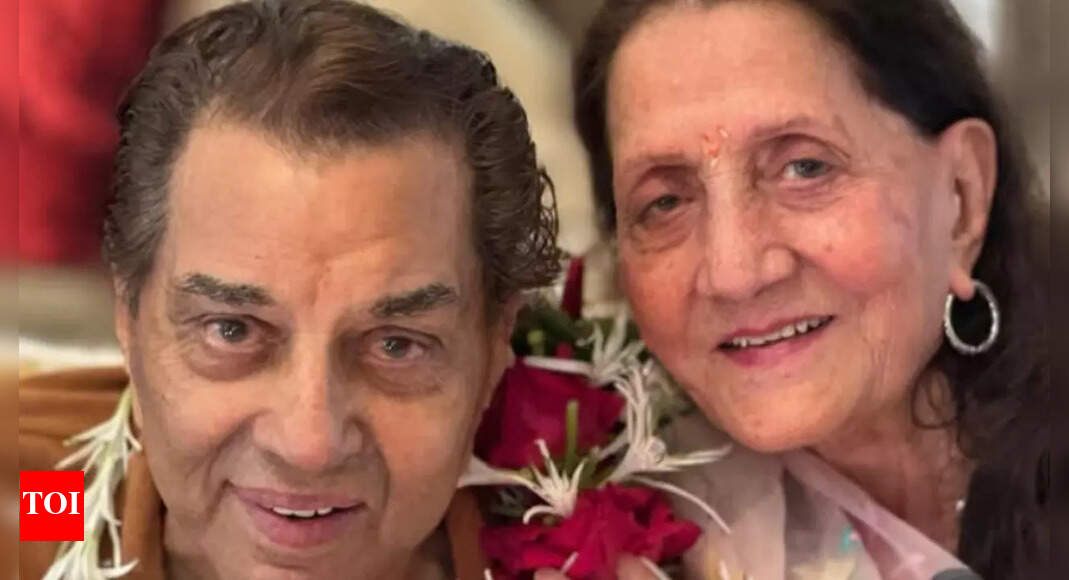 When Bobby Deol shared RARE photo of Dharmendra and Prakash Kaur on 71st wedding anniversary; Sunny Deol’s reaction was pure love