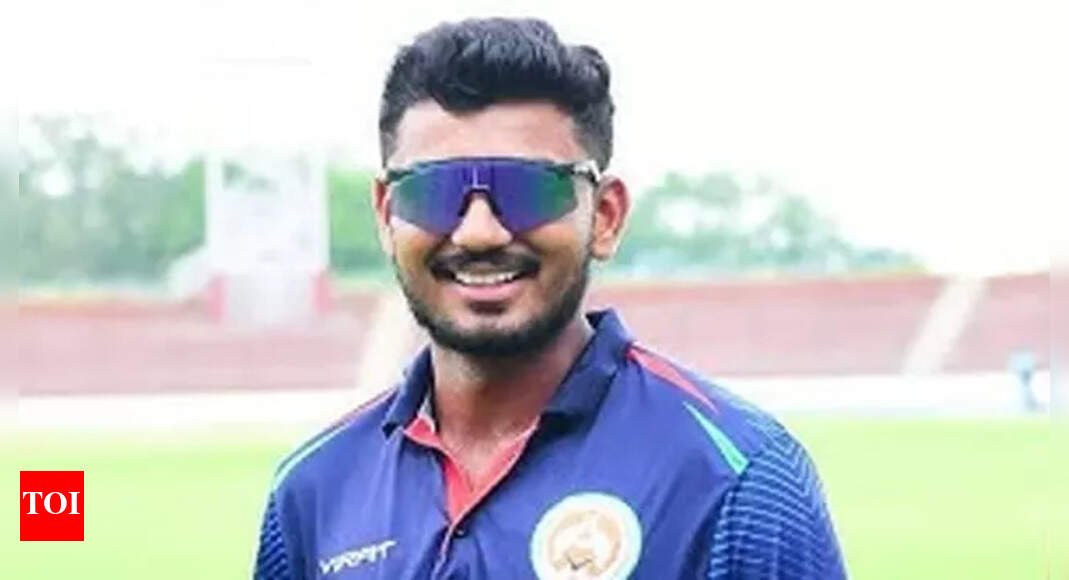 Baroda teen fast-tracks from selling veggies to playing for U-19 India A