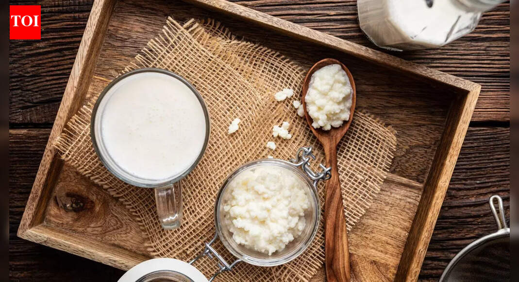 केफिर कैसे पेट के स्वास्थ्य में मदद करता है और इसे घर पर तैयार करने का सरल तरीका |