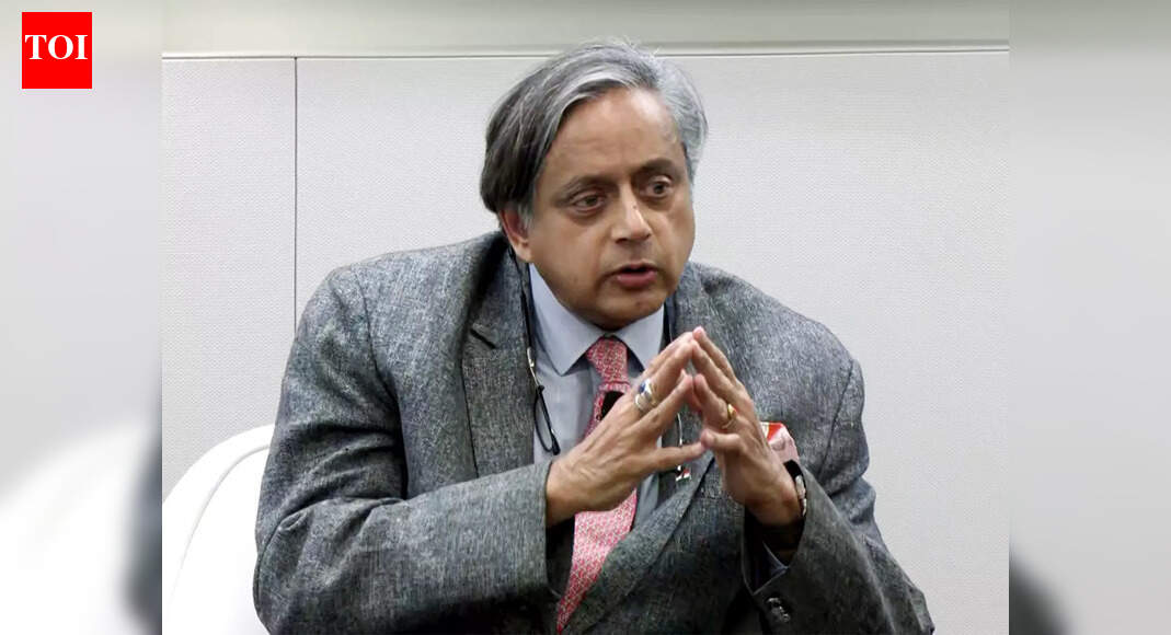 <div>‘Economic outlook & call to action’: Shashi Tharoor praises PM Modi’s lecture; ‘glad to have been in the audience’</div>